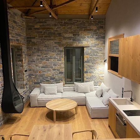 Ej Boutique Suites Milina Exterior photo